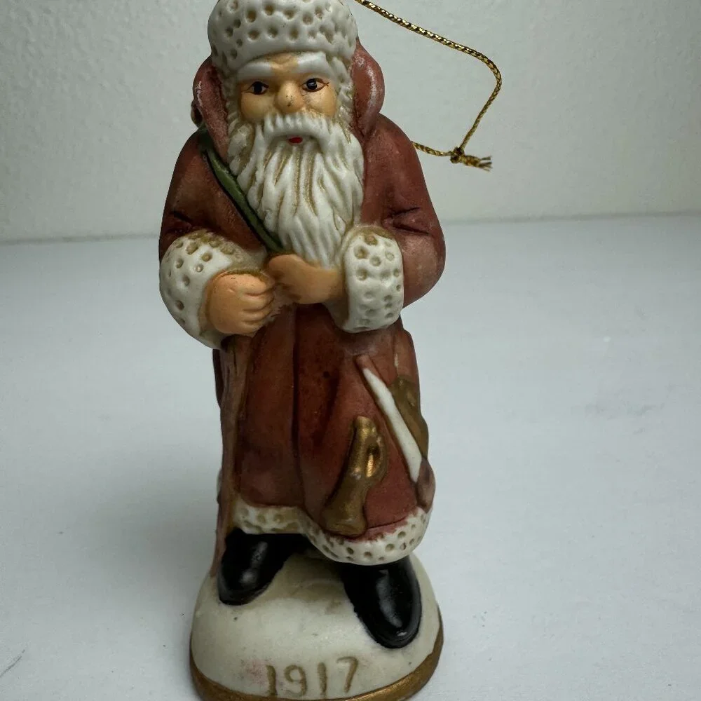 Vintage Christmas Tree Ornament Santa 1917s